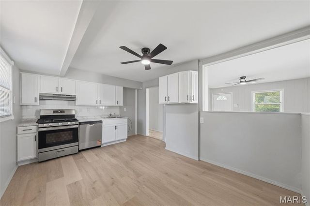 321 Caithness Road, St Louis, MO 63137