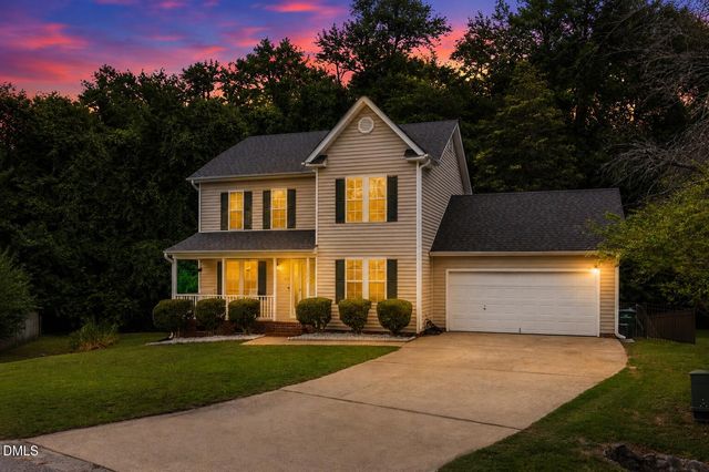 1301 E Stonemason Drive, Fuquay Varina, NC 27526