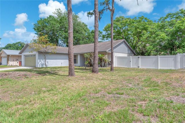 3619 ORANGEPOINTE ROAD, Valrico, FL 33596