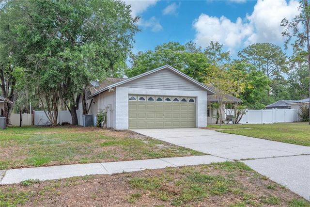 3619 ORANGEPOINTE ROAD, Valrico, FL 33596