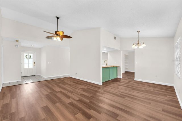 3619 ORANGEPOINTE ROAD, Valrico, FL 33596