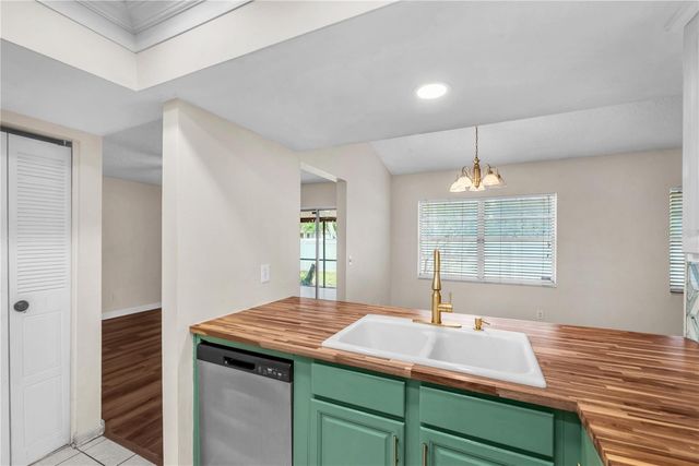 3619 ORANGEPOINTE ROAD, Valrico, FL 33596