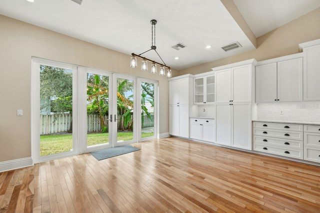700 WESTFIELD COURT, Dunedin, FL 34698