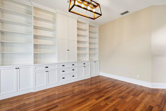 700 WESTFIELD COURT, Dunedin, FL 34698