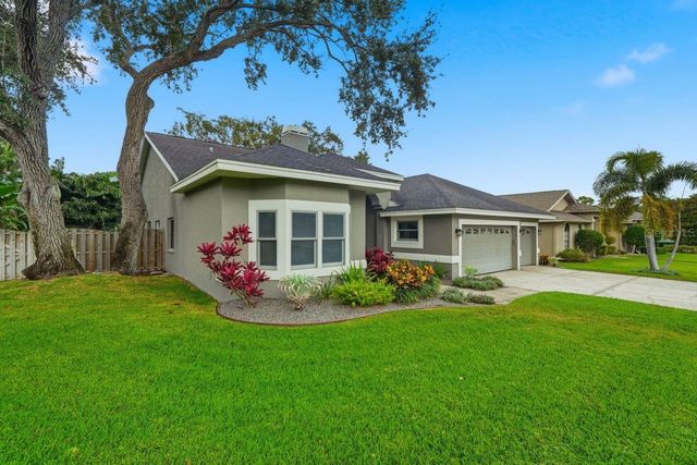 700 WESTFIELD COURT, Dunedin, FL 34698