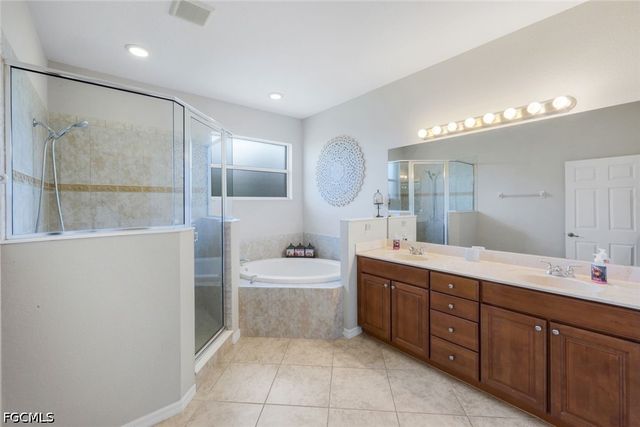 20007 Larino LOOP, Estero, FL 33928