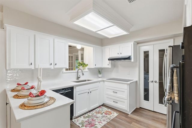 2801 Briar Grove Circle, Bryan, TX 77802