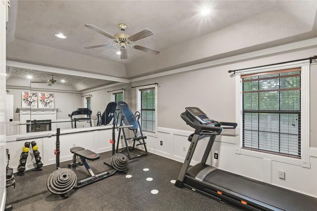 2801 Briar Grove Circle, Bryan, TX 77802