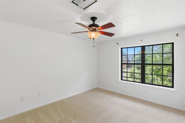2801 Briar Grove Circle, Bryan, TX 77802