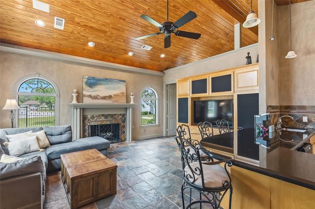 2801 Briar Grove Circle, Bryan, TX 77802