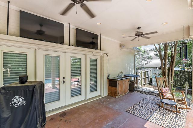 2801 Briar Grove Circle, Bryan, TX 77802