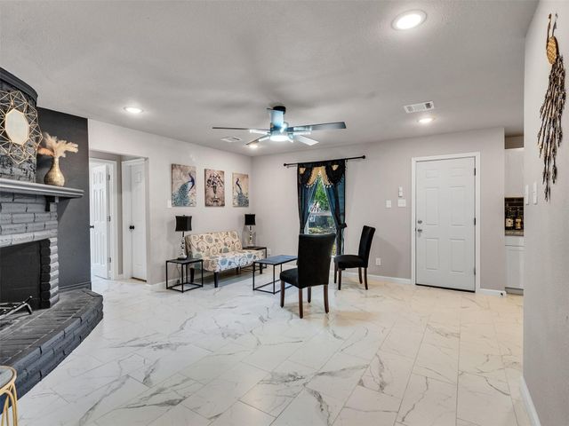 15123 Kaler Road, Houston, TX 77060