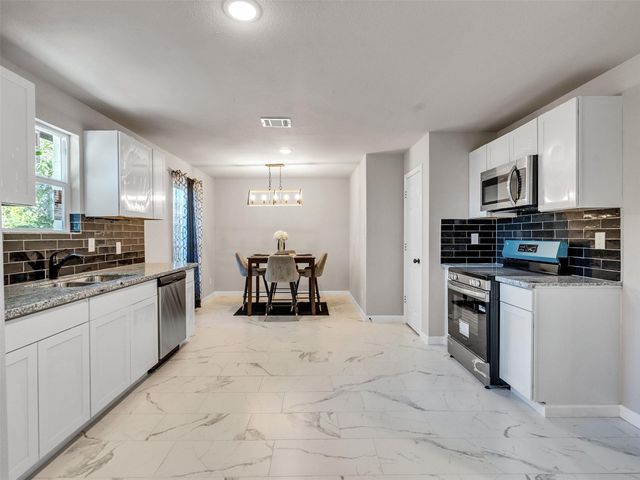 15123 Kaler Road, Houston, TX 77060