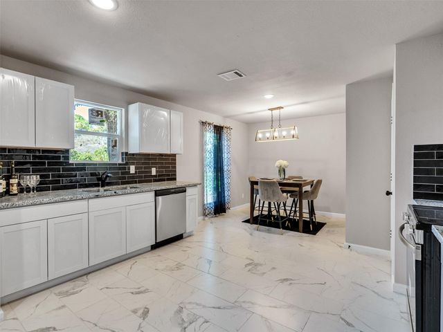 15123 Kaler Road, Houston, TX 77060