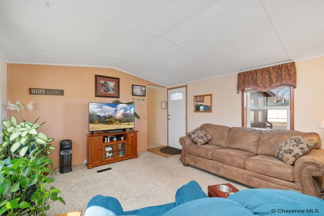 318 SOUTH FORK RD, Cheyenne, WY 82007