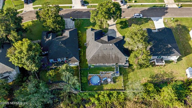809 PINE MOSS Road, Jacksonville, FL 32218