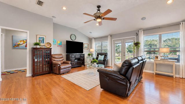 809 PINE MOSS Road, Jacksonville, FL 32218