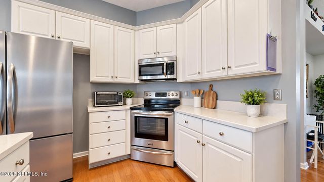 809 PINE MOSS Road, Jacksonville, FL 32218