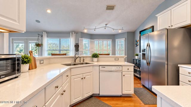 809 PINE MOSS Road, Jacksonville, FL 32218