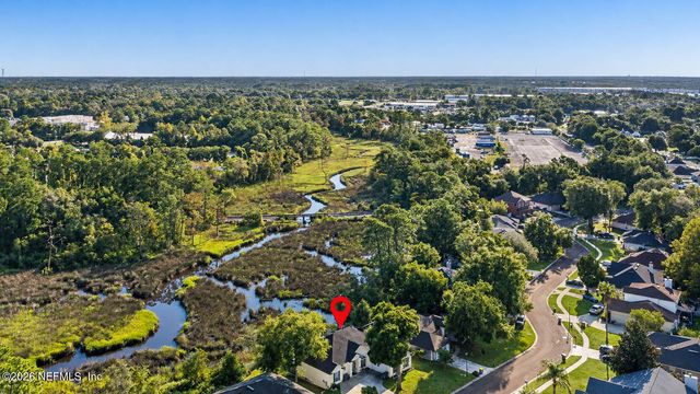809 PINE MOSS Road, Jacksonville, FL 32218