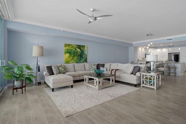 650 COLLANY 405, Tierra Verde, FL 33715