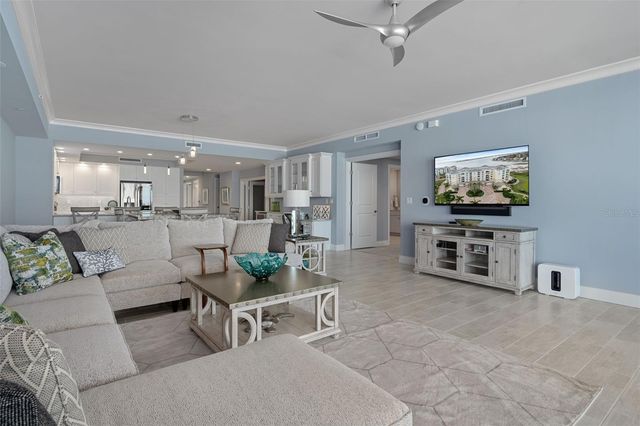 650 COLLANY 405, Tierra Verde, FL 33715