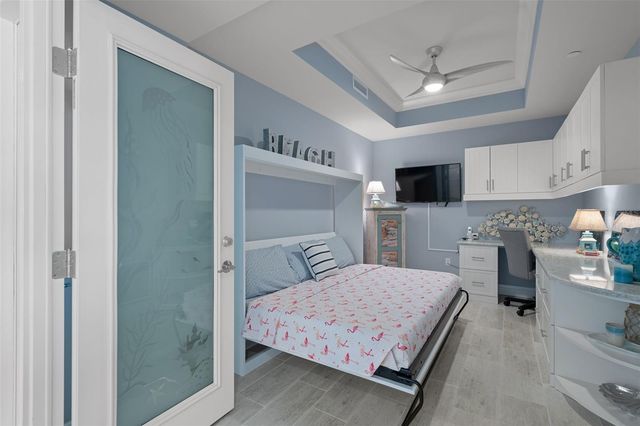 650 COLLANY 405, Tierra Verde, FL 33715