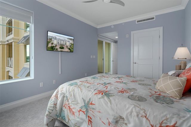 650 COLLANY 405, Tierra Verde, FL 33715