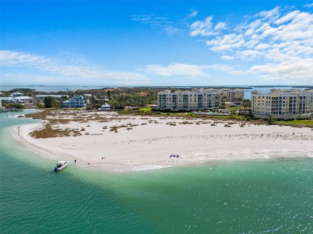 650 COLLANY 405, Tierra Verde, FL 33715