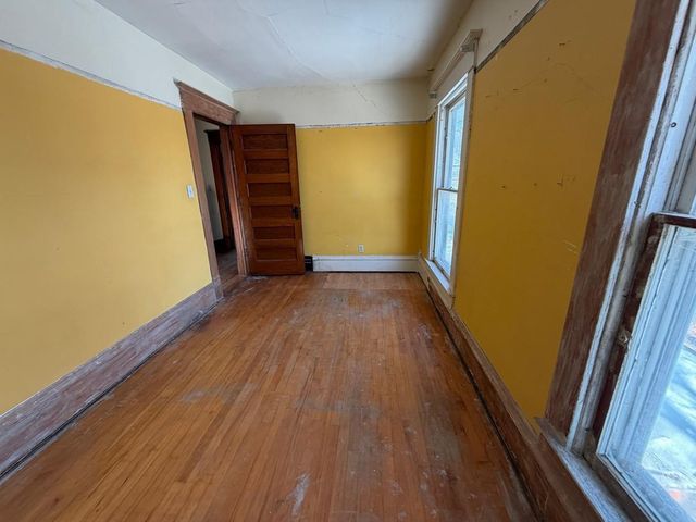 202 E GARFIELD AVENUE, Marion, WI 54950