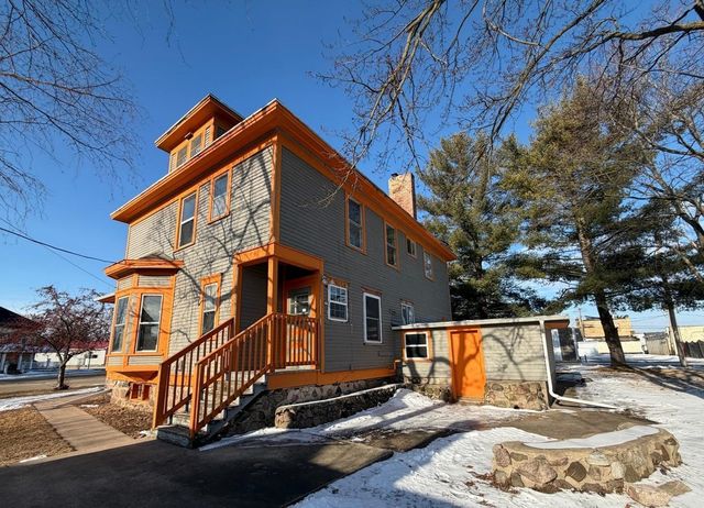 202 E GARFIELD AVENUE, Marion, WI 54950