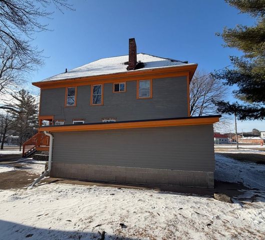 202 E GARFIELD AVENUE, Marion, WI 54950