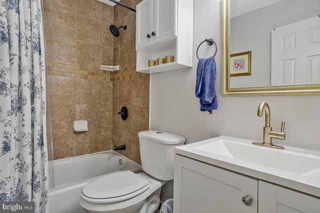 1817 DANIA DR, Fort Washington, MD 20744