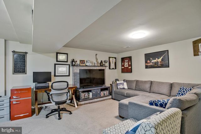 1817 DANIA DR, Fort Washington, MD 20744