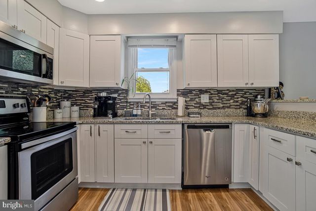 1817 DANIA DR, Fort Washington, MD 20744