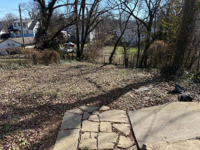 937 5th Avenue, Frankfort, KY 40601