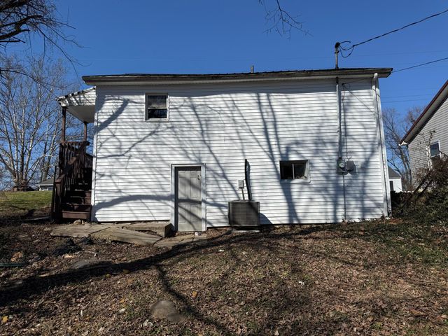 937 5th Avenue, Frankfort, KY 40601