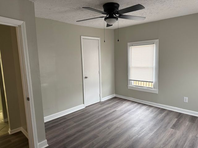 937 5th Avenue, Frankfort, KY 40601