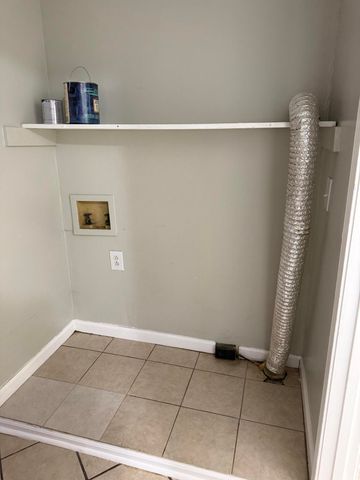 937 5th Avenue, Frankfort, KY 40601