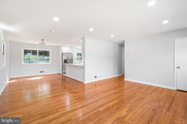 11309 CHERRY HILL RD, Beltsville, MD 20705