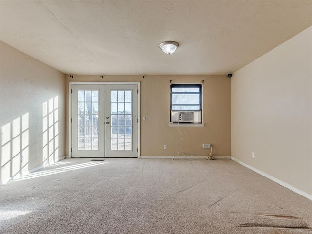 7404 NW 27th Street, Bethany, OK 73008