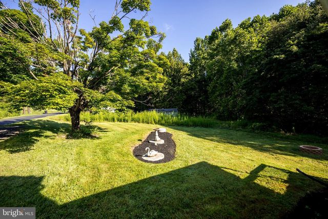 3007 CHARLES ST, Fallston, MD 21047