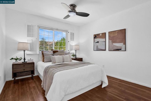 33 El Molino Dr, Clayton, CA 94517