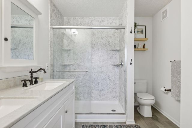 1615 Legacy Parkway E 1011, Maplewood, MN 55109