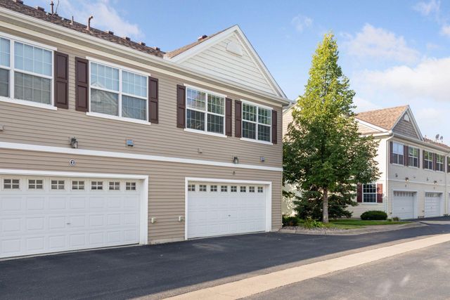 1615 Legacy Parkway E 1011, Maplewood, MN 55109