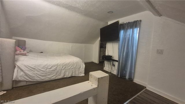 3026 Erin Avenue, Cleveland, OH 44113