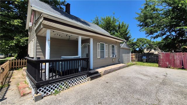 3026 Erin Avenue, Cleveland, OH 44113