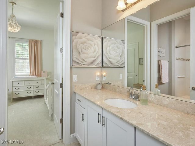 4613 Abaca CIR, Naples, FL 34119