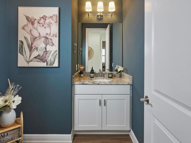 4613 Abaca CIR, Naples, FL 34119