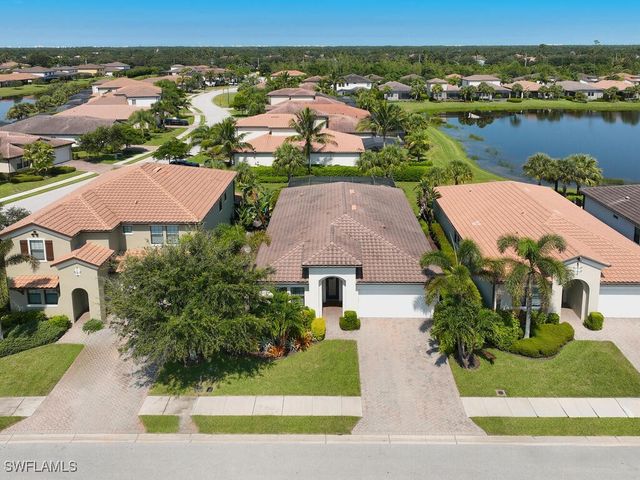 4613 Abaca CIR, Naples, FL 34119